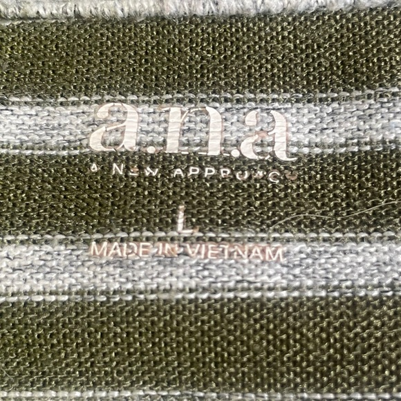 A.N.A. Sweater SZ - L - Picture 4 of 5